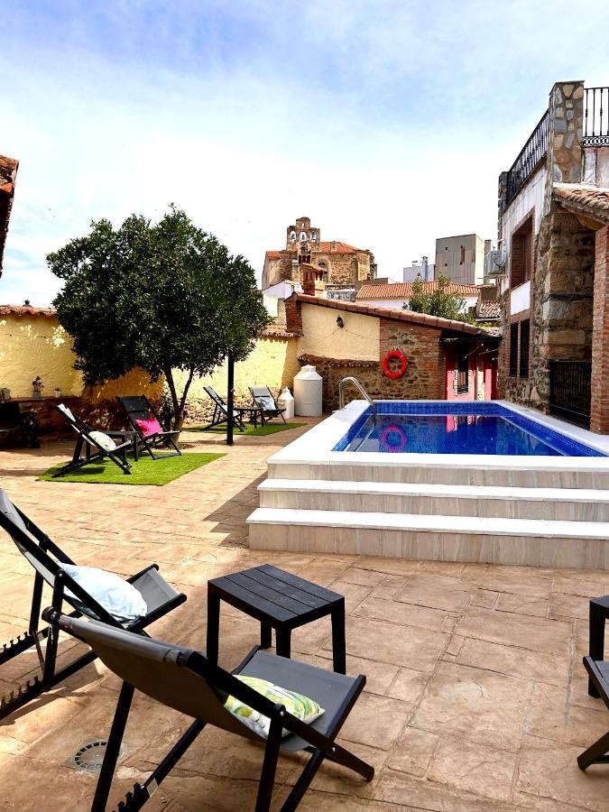 La Casa Del Marques Logrosán Exterior foto
